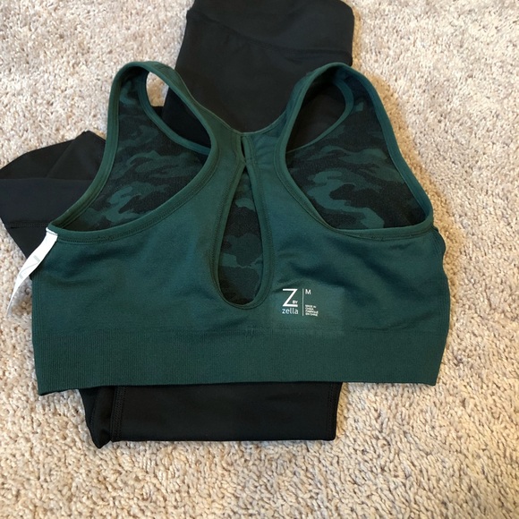 ❌SOLD❌ NWOT {Zella} camo sports bra - Picture 7 of 7